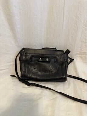 Pebble leather Swagger wristlet and crossbody.
